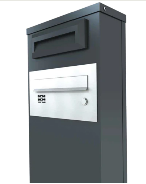 Pfosten mit integriertem Briefkasten und LED Licht und Gegensprechanlage