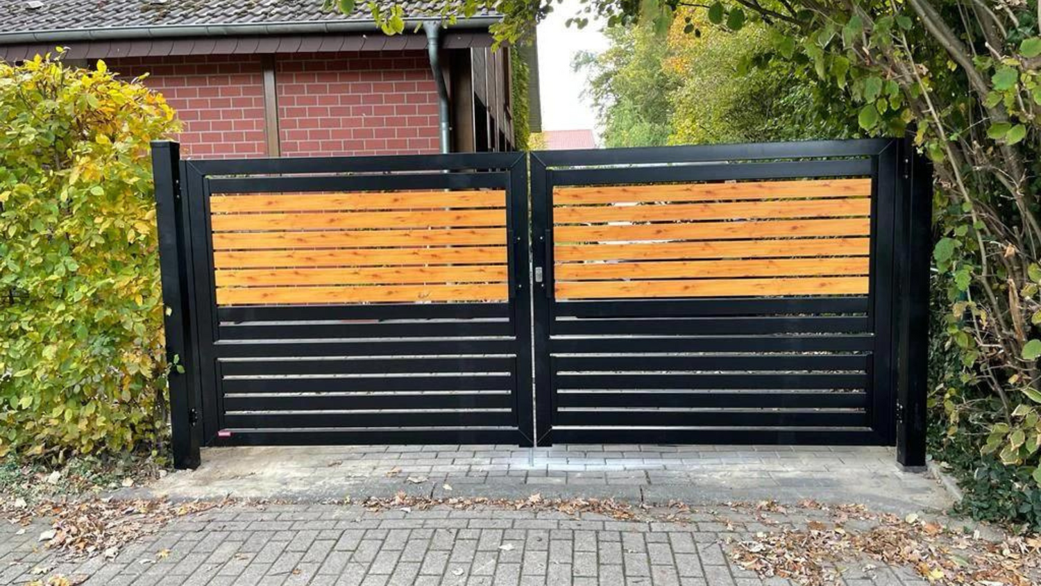 Einfahrtstor Gartentor Hoftor Doppelflügeltor Zweiflügeltor Modell Brandenburg